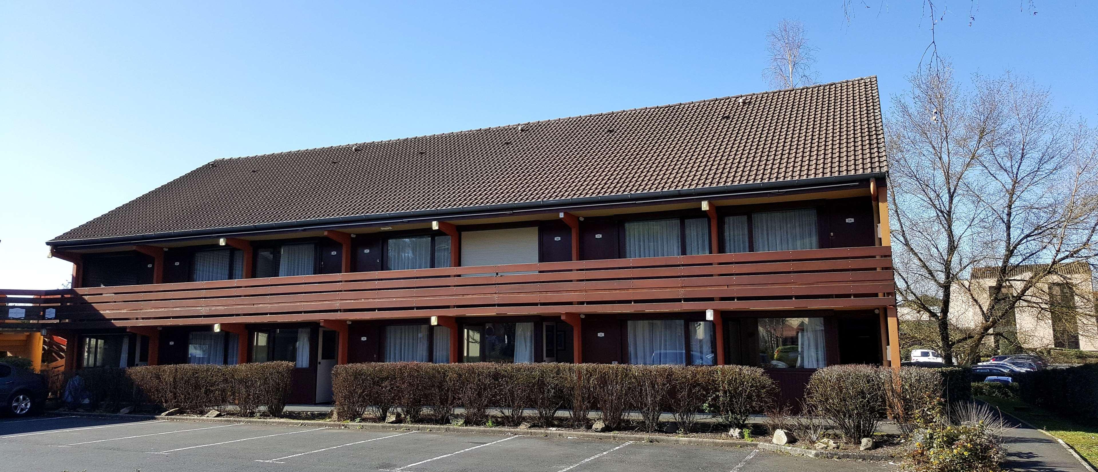 Hotel Restaurant Campanile Aurillac Exterior foto