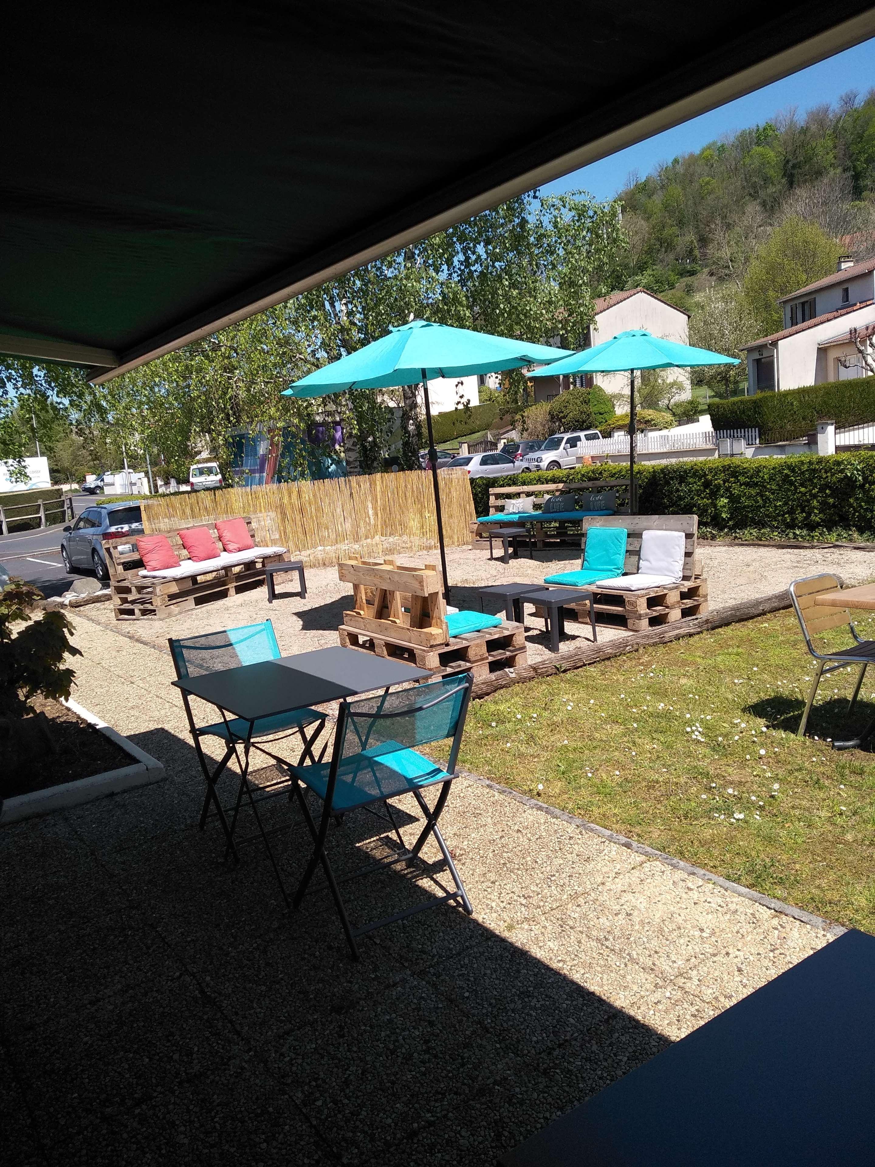 Hotel Restaurant Campanile Aurillac Exterior foto