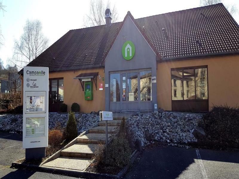 Hotel Restaurant Campanile Aurillac Exterior foto