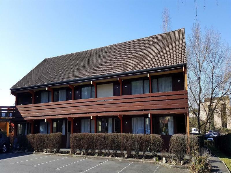 Hotel Restaurant Campanile Aurillac Exterior foto